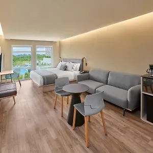 city-express-suites-cancun-aeropuerto.quintano-roohotels.com/