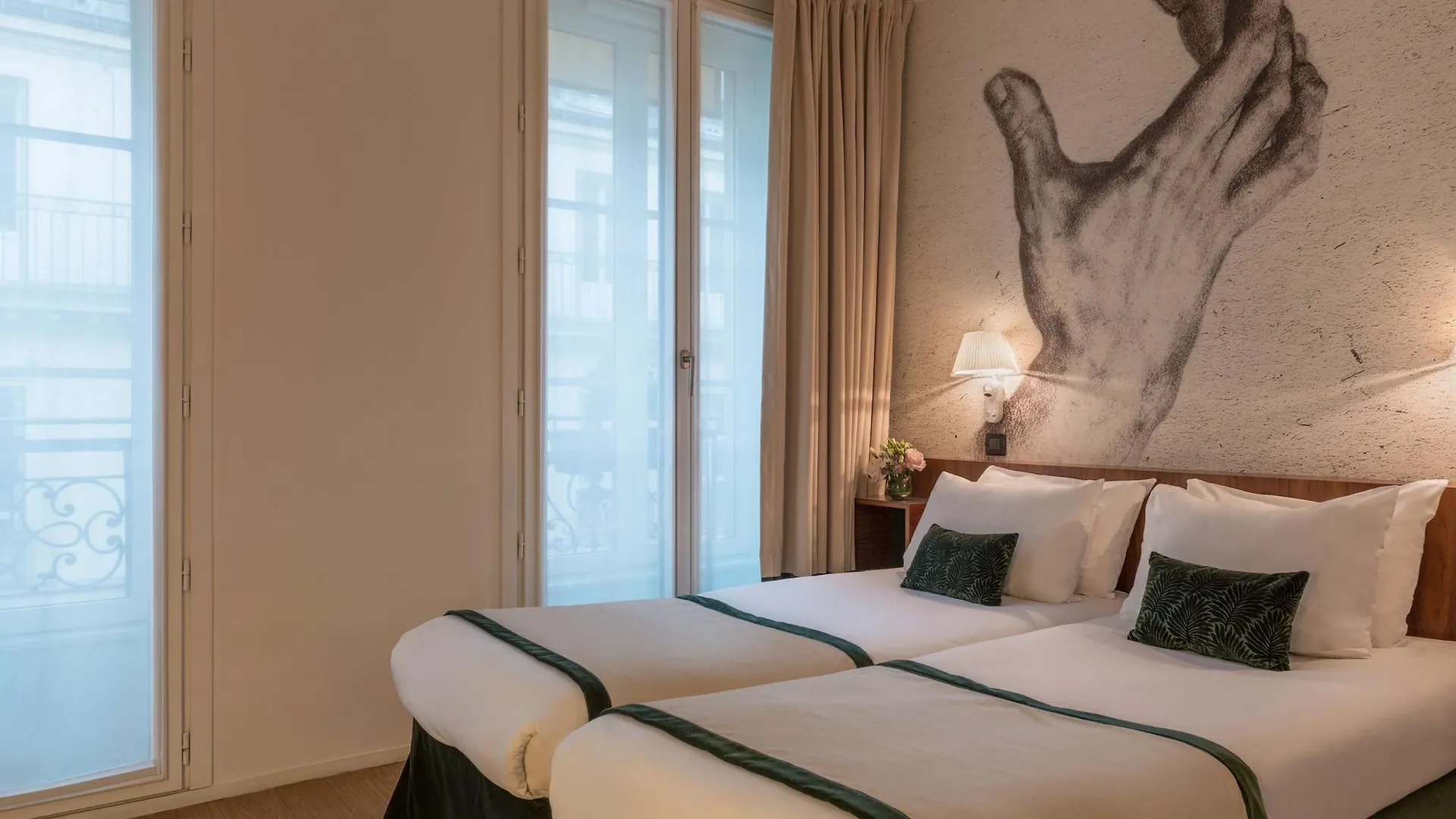 Hotel Le Monna Lisa By Inwood Hotels Paris